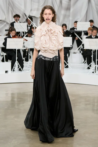 Look 52